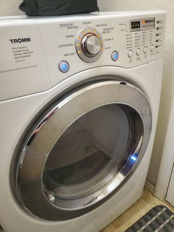 LG Tromm White Stackable Washer and Dryer for Sale in Surprise, AZ