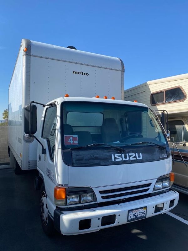 2004 Isuzu NQR Diesel Liftgate Truck for Sale in Laguna Beach, CA - OfferUp