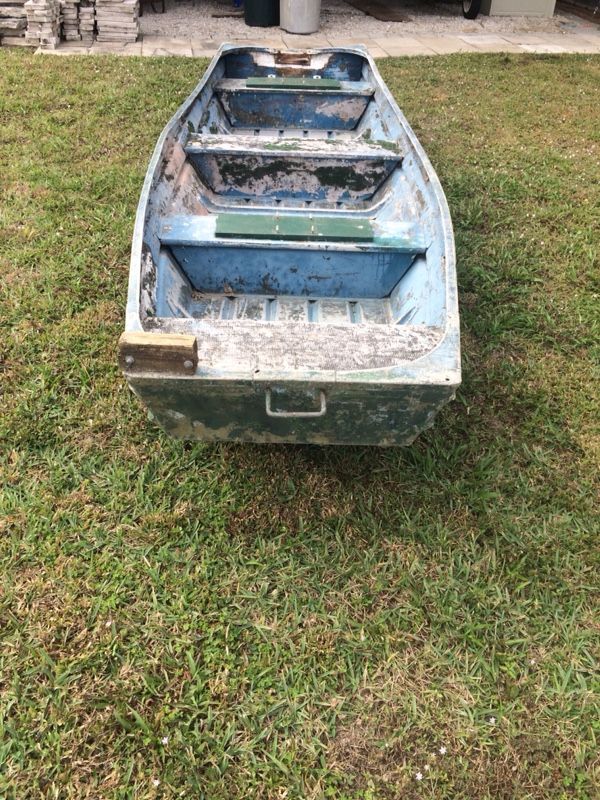 Vintage Jon Boatnow with seats! for Sale in Loxahatchee, FL OfferUp