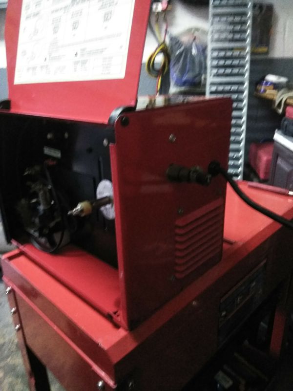 Lincoln Electric welding machine pro mig 135 for Sale in Palm Springs