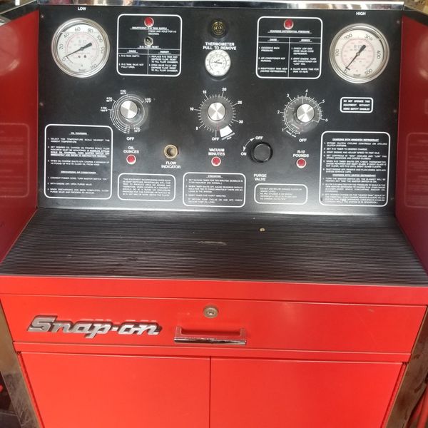 Snap On Auto R12 Refrigerant Recovery System for Sale in Santee, CA