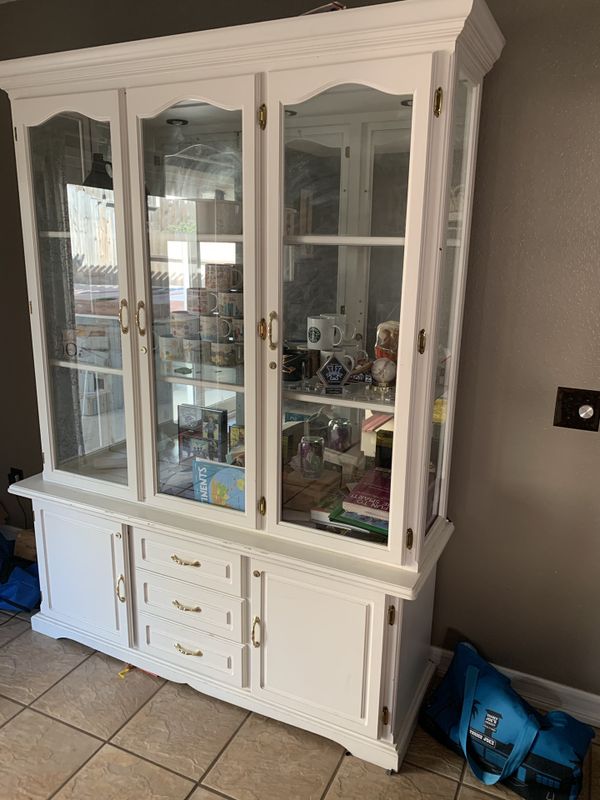 White China farmhouse distressed for Sale in LAKE MATHEWS, CA OfferUp