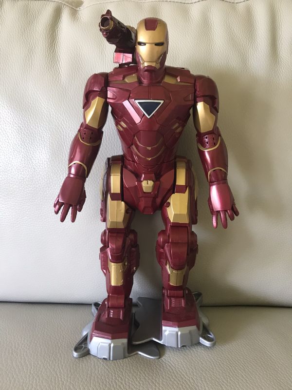 iron man walking toy