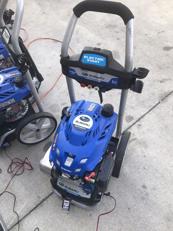 Subaru 3000 psi pressure washer. Pull start for Sale in Redlands, CA