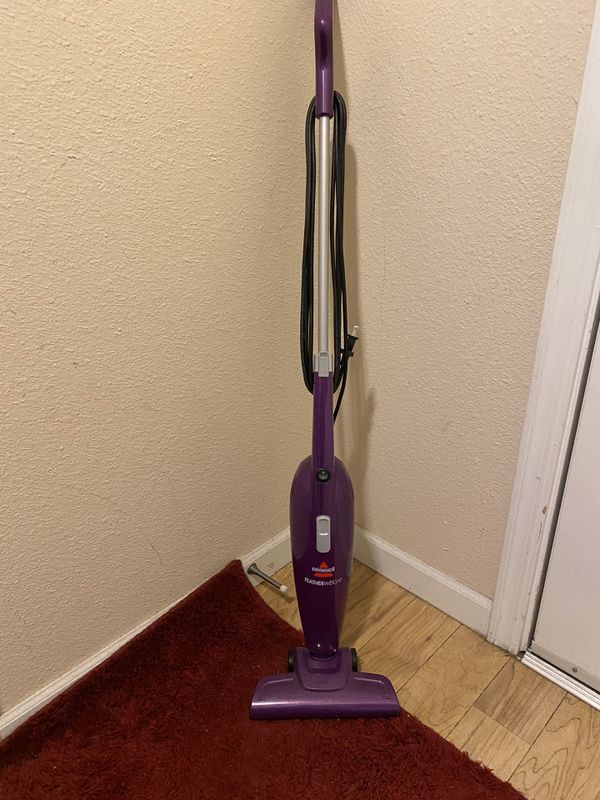 VacuumBissell Featherweight Stick Lightweight Bagless Vacuum, 20334