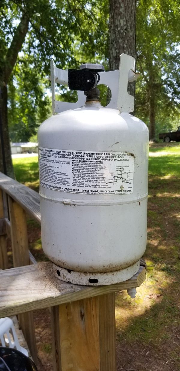 11 lb propane tank for Sale in Jasper, AL - OfferUp