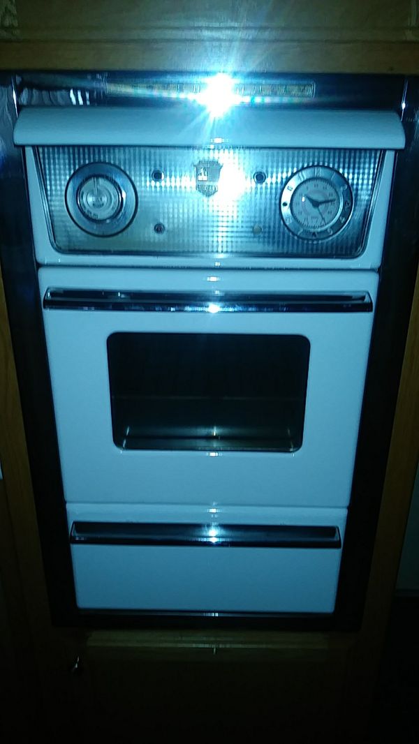 Western holly wall oven for Sale in Burbank, CA OfferUp
