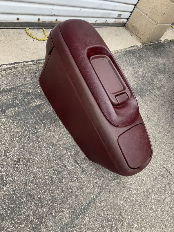 Chevy GMC center console 19951999 obs for Sale in Los Angeles, CA