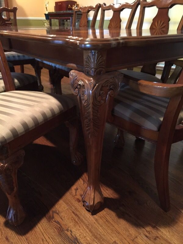 Ashley Glen Eagle Signature Table, Chairs, and China