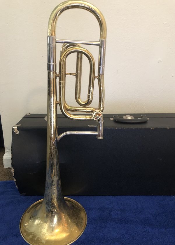 A used 4B king trombone with new slide savers for Sale in Norfolk, VA