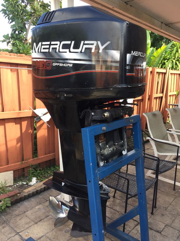 1998 Mercury 150 Hp Carbureted Two Stroke Outboard Motor 25” Shaft Controls Included For Sale