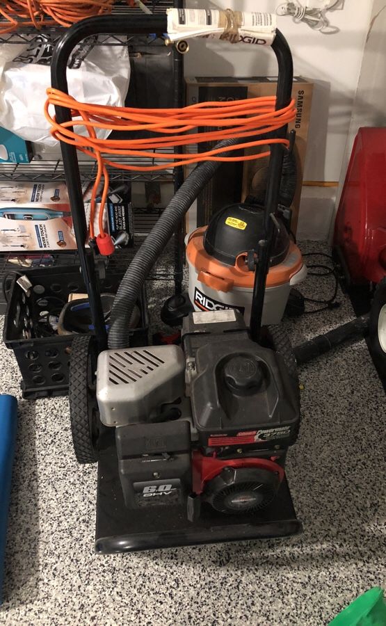 Coleman powermate 3750 6.0 OHV generator for Sale in Fairfax Station