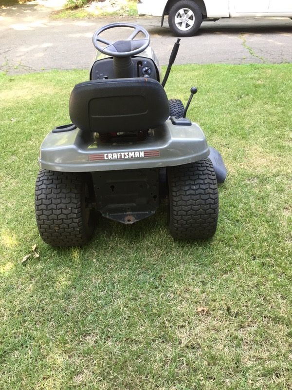 2006 craftsman tractor LT1000 18.5 hp for Sale in Pomona, NY OfferUp
