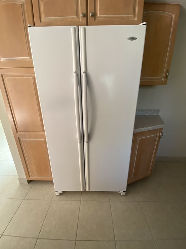  Full  set  of white kitchen  appliances  Maytag for Sale in 