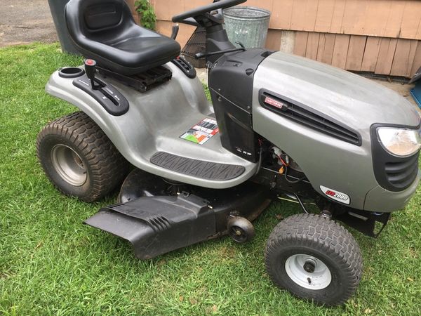 2009 Craftsman LTS 2000 Lawn Tractor for Sale in Hartford, CT - OfferUp