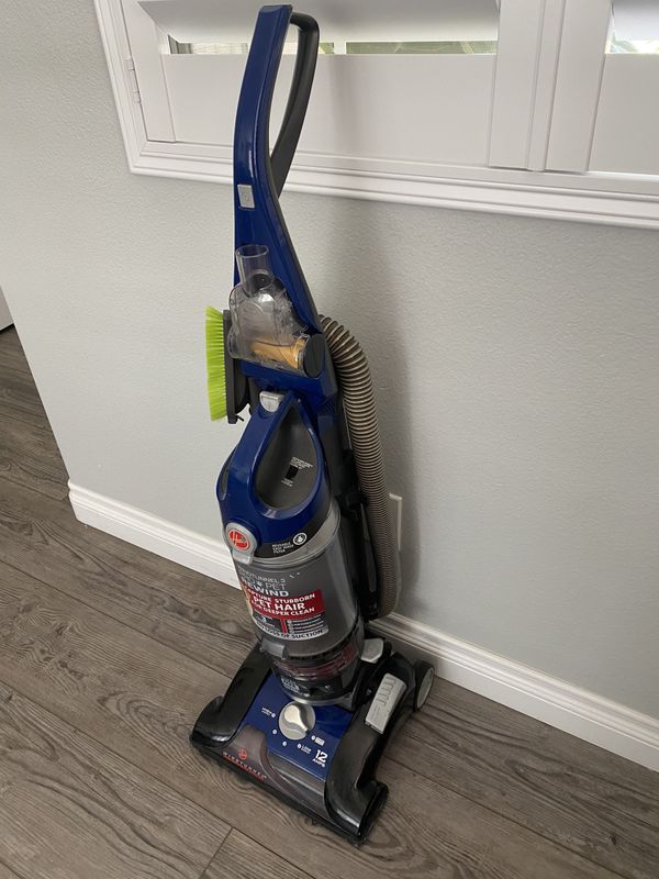 Hoover WindTunnel 3 Max Performance Upright Vacuum Cleaner, HEPA Media