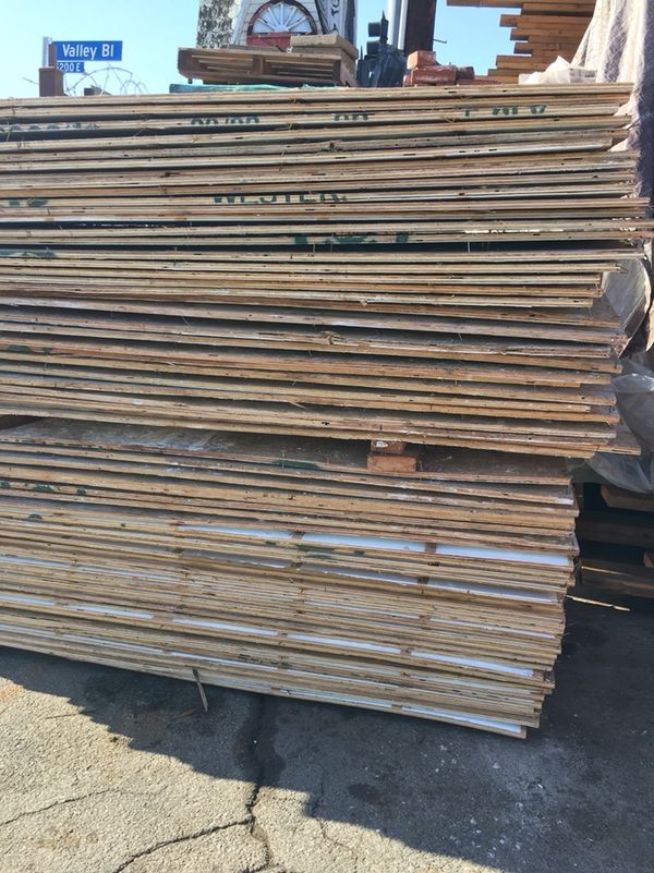 Use plywood 30 each 3/4 4x10 for Sale in Los Angeles, CA OfferUp