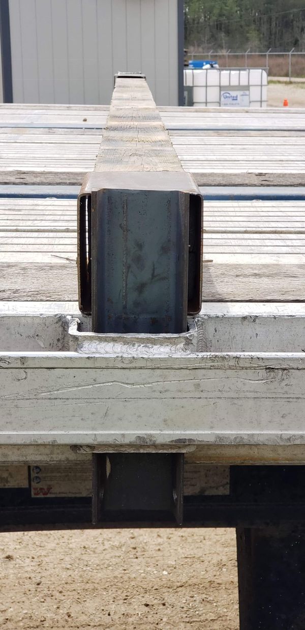 Pipe Stake DUNNAGE HOLDER w/ Safety Pin Hole for Hotshot/Flatbed