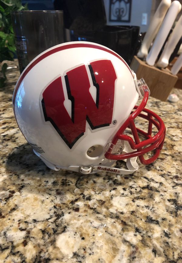 Decorative Wisconsin Football helmet for Sale in Lithia, FL OfferUp