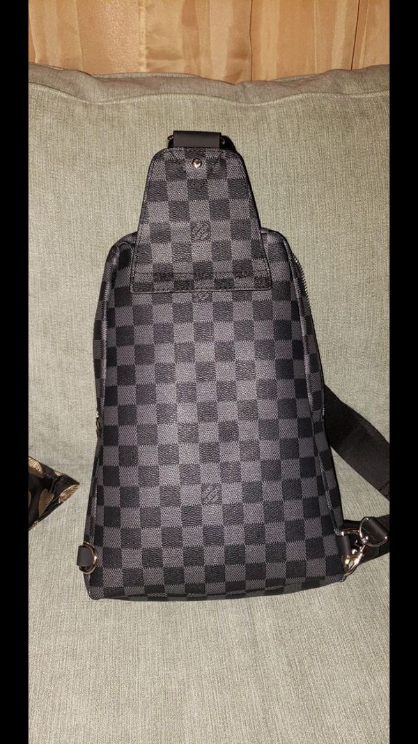 Louis Vuitton Avenue Sling Bag for Sale in Malden, MA - OfferUp