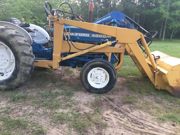 Ford 4000 tractor with front end loader. for Sale in Hockley, TX - OfferUp