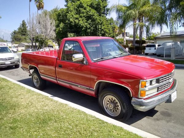 89 Chevy Silverado 2500 3/4 ton has V-8 automatic for Sale in Ontario ...