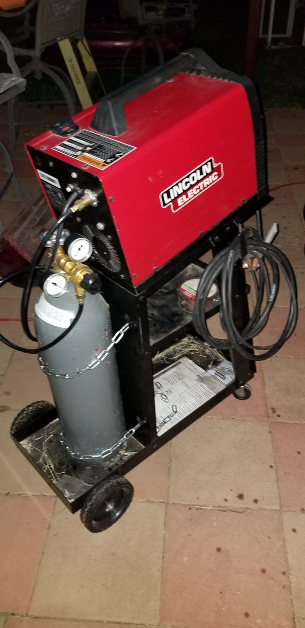 Lincoln WeldPak 140 110v MIG welder w/ gas tank and cart for Sale in Phoenix, AZ OfferUp
