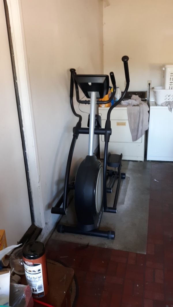 NordicTrack elliptical E7 SV front drive for Sale in Menifee, CA - OfferUp