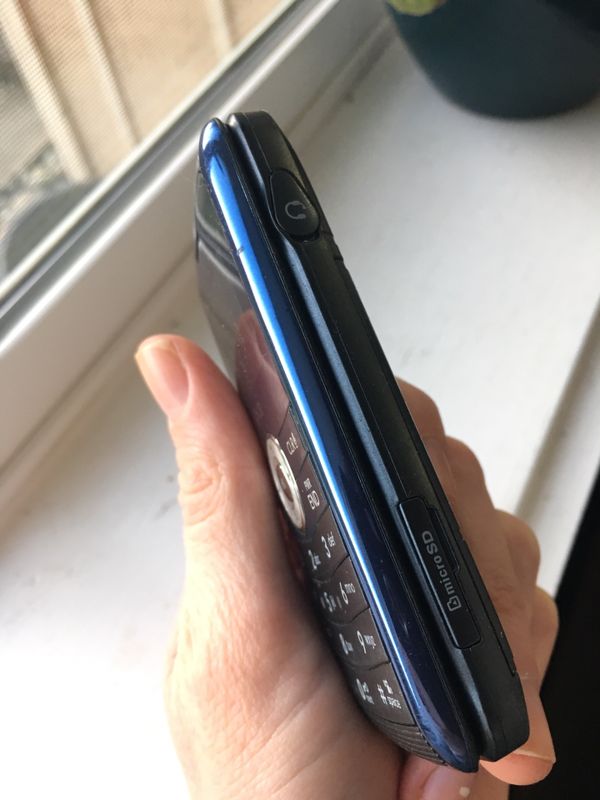 Blue LG flip phone for Sale in SKOK, WA OfferUp
