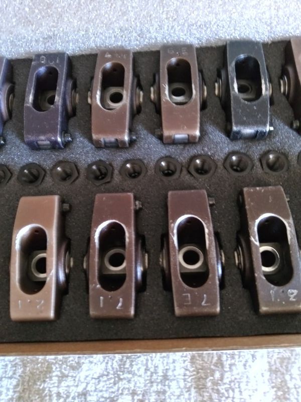 SBC roller rockers 1.5 ratio for Sale in Phoenix, AZ OfferUp