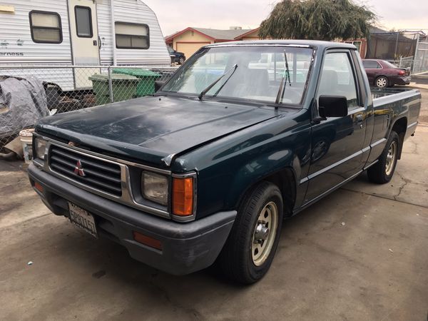 1995 Mitsubishi mighty max for Sale in Ivanhoe, CA - OfferUp