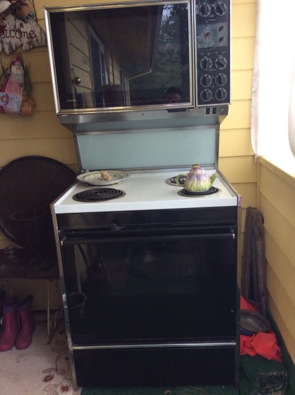 Tappan stove with double oven for Sale in West Linn, OR OfferUp