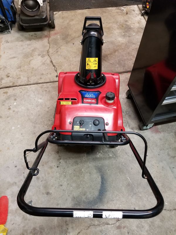 Toro 210 E Snow Blower for Sale in Warren, MI - OfferUp