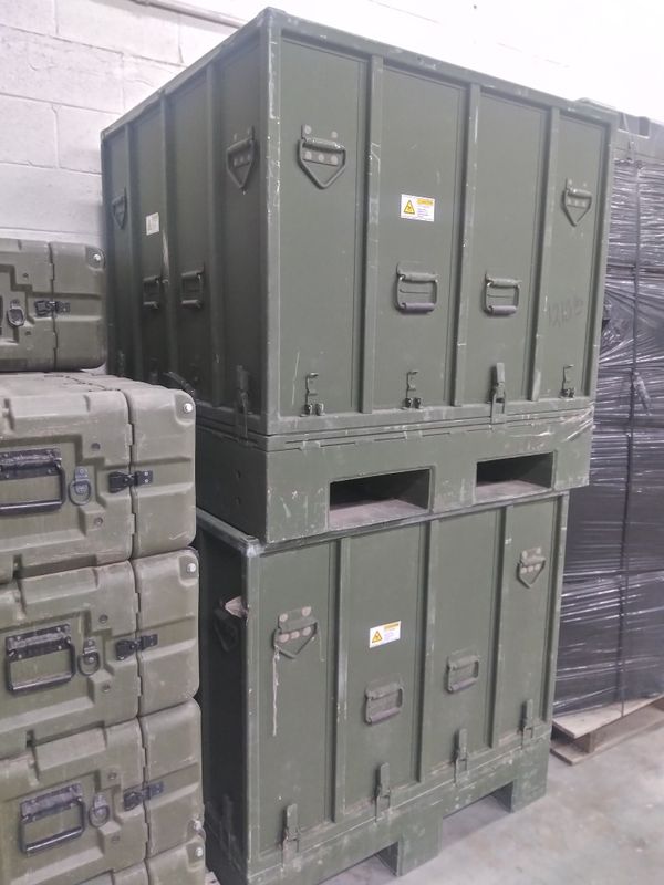 5' ft Cube Aluminum Crates / Large Shipping Containers for Sale in