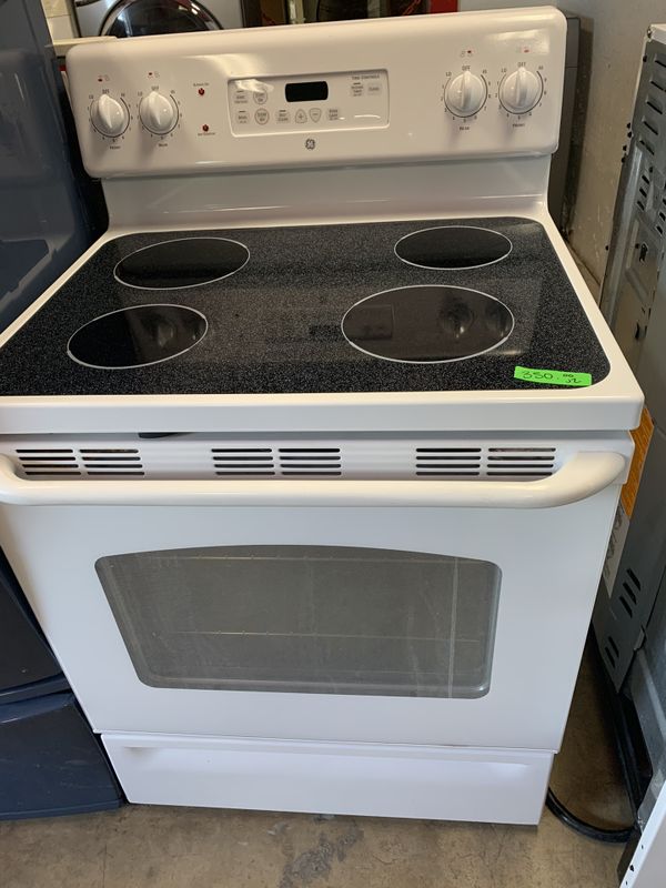 White Electric Stove for Sale in San Antonio, TX - OfferUp