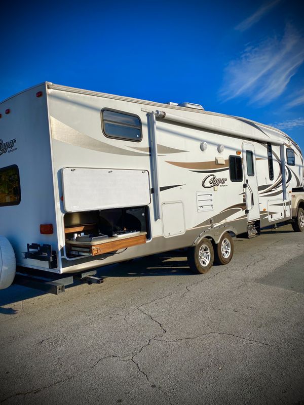 2013 Keystone Cougar XL BUNKHOUSE TRAVEL TRAILER FIFTH WHEEL for Sale