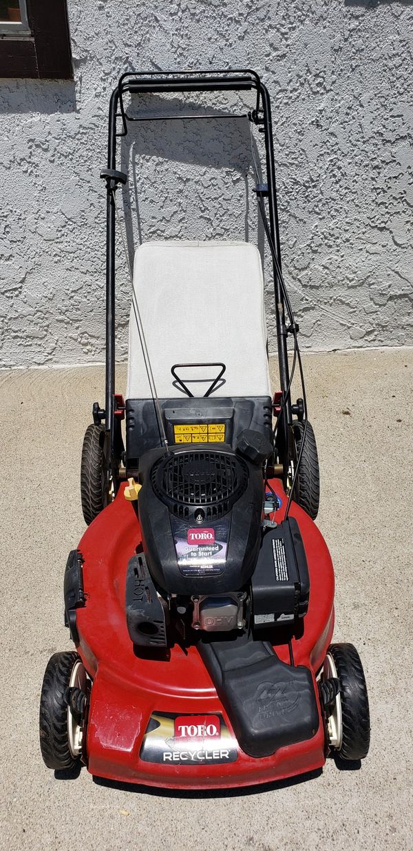 Toro recycler 6.75 149cc self propelled lawn mower with kohler motor