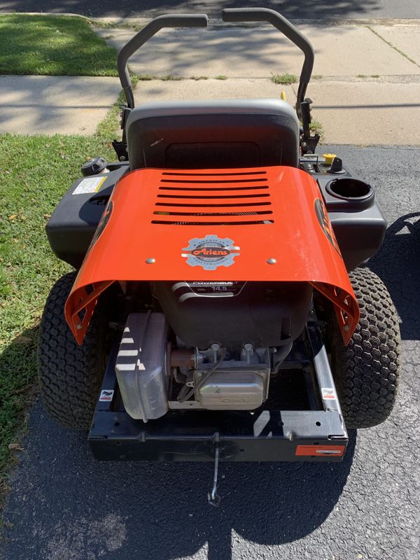 Zero Turn Mower Ariens Zoom 34” for Sale in Aurora, IL - OfferUp