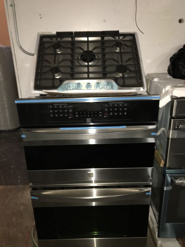 KENMORE ELITE 30” WALL MICROWAVE, &OVEN COMBO for Sale in Lakewood, CA