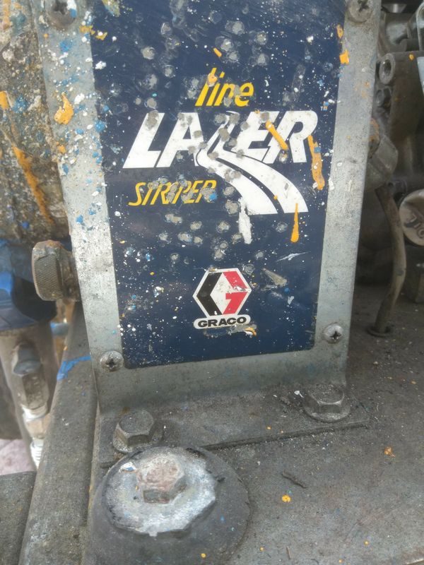 SHERWIN WILLIAMS PERFORMER 8900XLT COMMERCIAL GAS PAINT SPRAYERS for