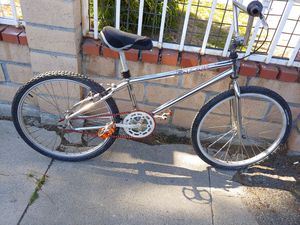 1996 24 inch MONGOOSE EXPERT PRO for Sale in Los Angeles, CA