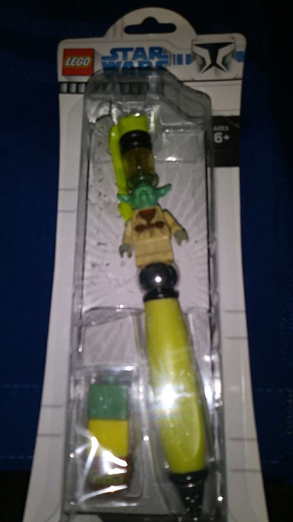 lego yoda pen