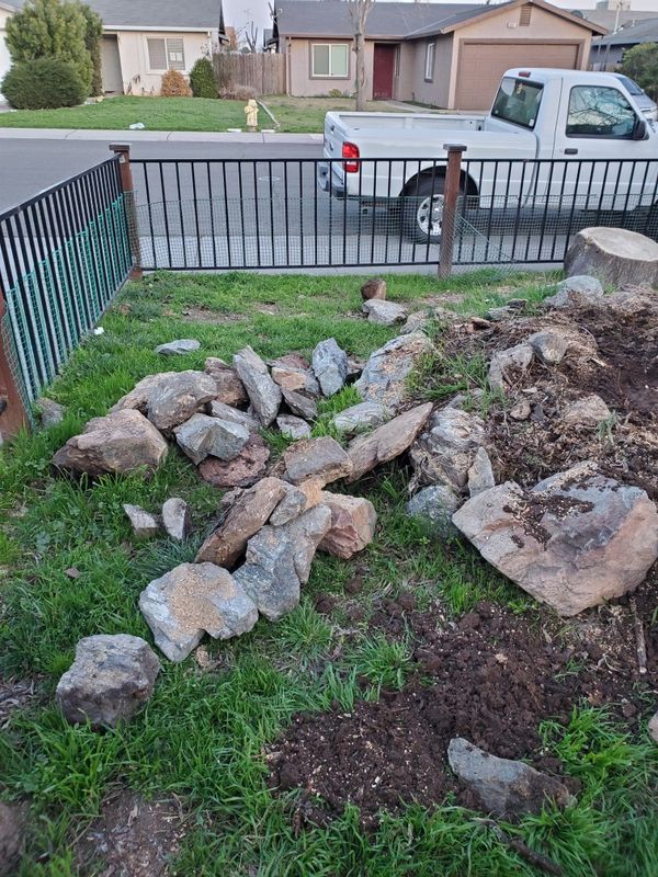 landscaping-rocks-for-sale-in-riverbank-ca-offerup