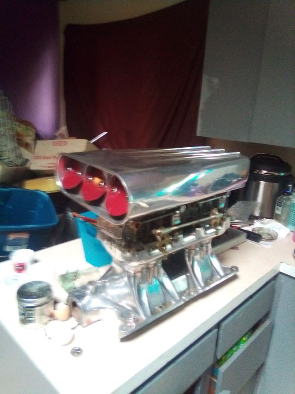 SBF two 465 series Holley carburetors polished tunnel ram for Sale in