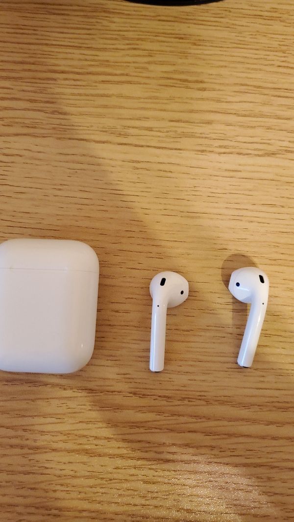 First Generation AirPods for Sale in Stevenson Ranch, CA - OfferUp