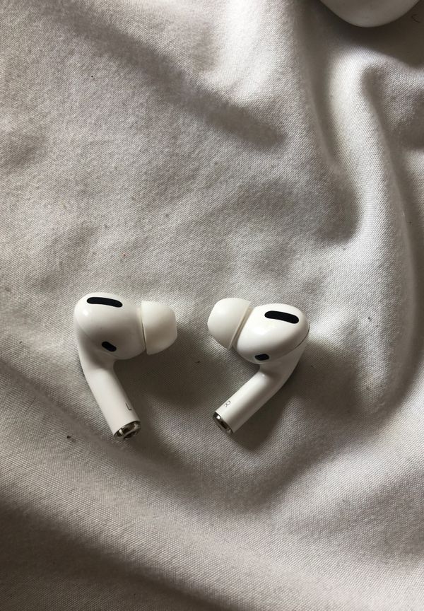 AirPod pros for Sale in Santa Clarita, CA - OfferUp