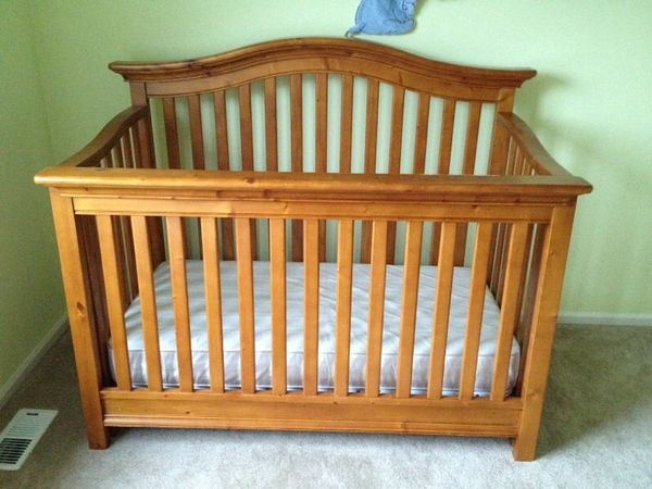 Convertible Crib - Pinehurst Lifestyle Crib 