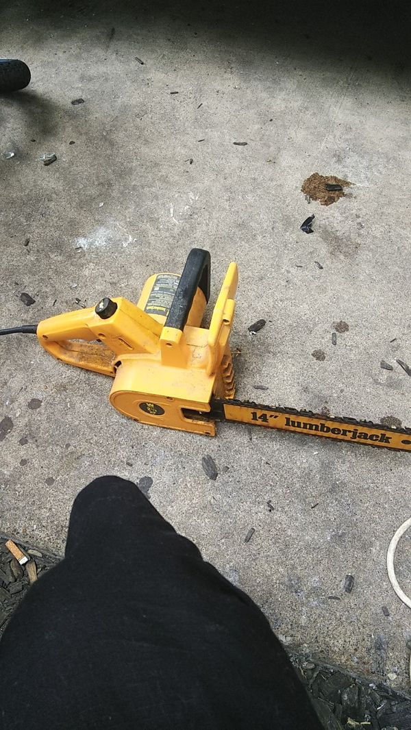 Wen 14 inch Lumberjack chainsaw Electric for Sale in Grand Prairie, TX