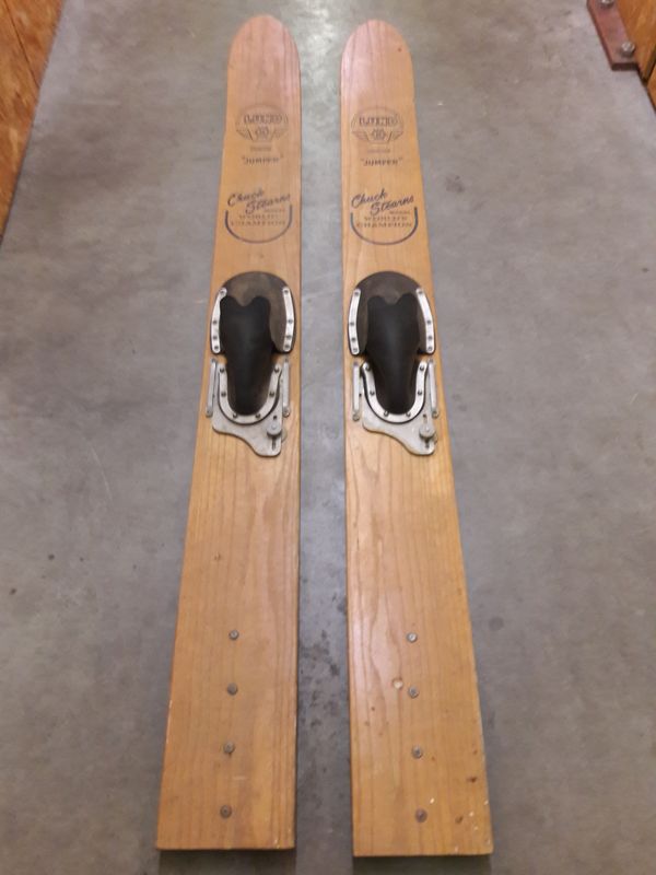 Lund "Jumper" water skis "Chuck Sterns" Model for Sale in Renton, WA