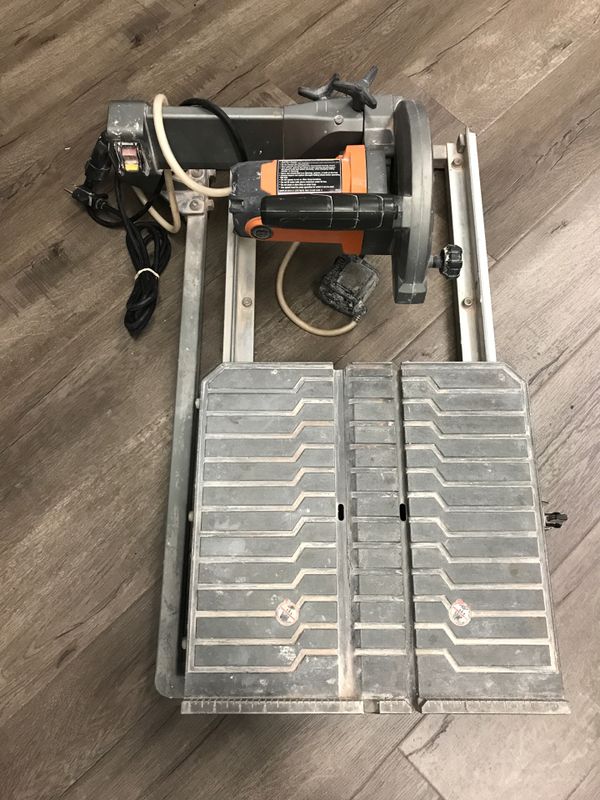 Ridgid 7” (178mm) Wet Tile Saw R4030 No Stand for Sale in Torrance